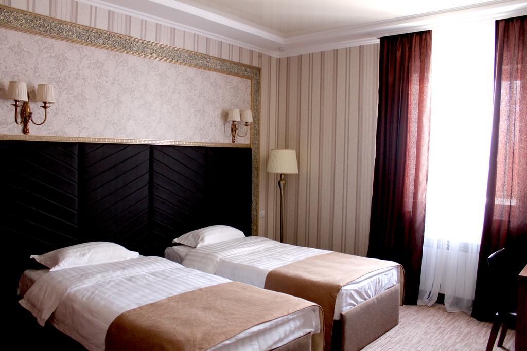 Astor Hotel & Spa Bişkek Dış mekan fotoğraf