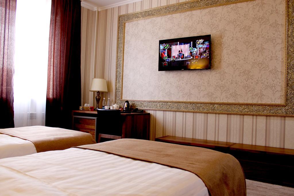 Astor Hotel & Spa Bişkek Dış mekan fotoğraf