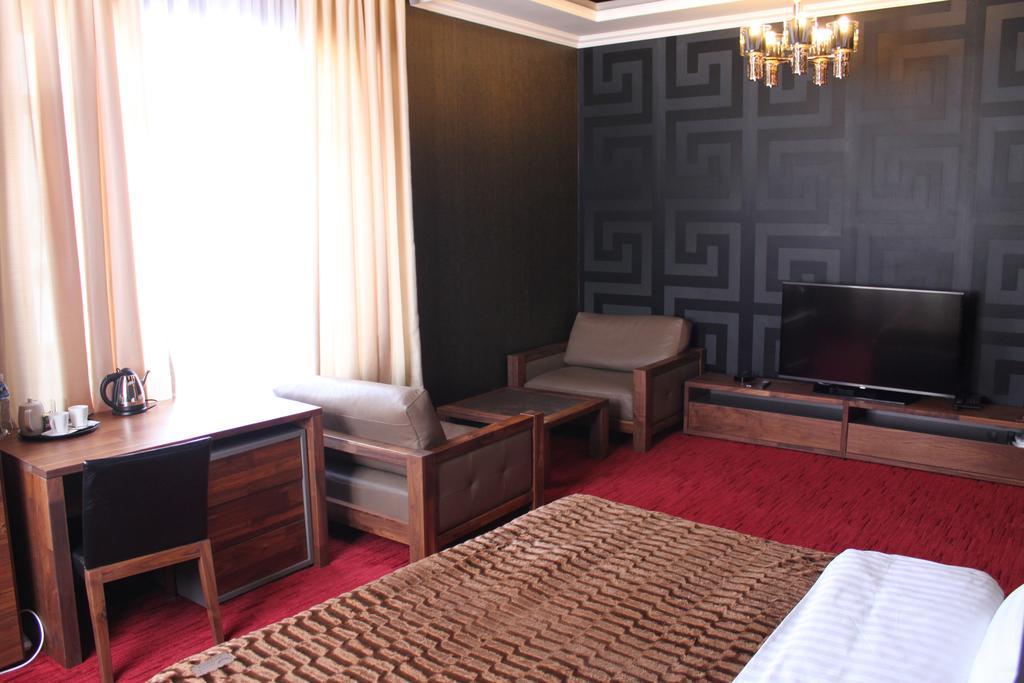 Astor Hotel & Spa Bişkek Dış mekan fotoğraf